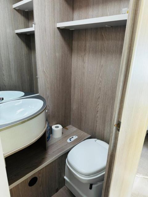Reisemobil Zentrum Берлин Экстерьер фото